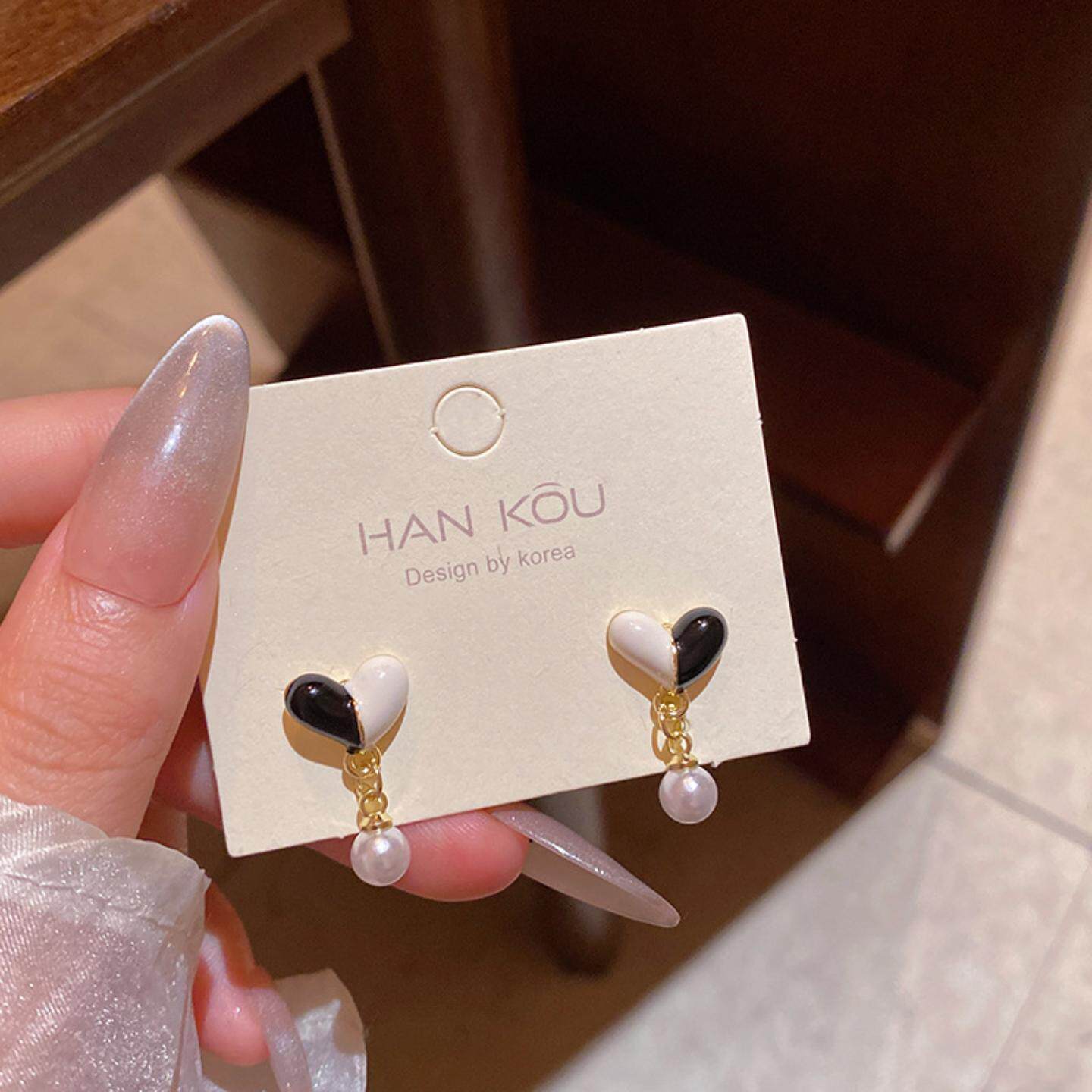 森系甜美气质滴釉不对称爱心耳环女学生时尚百搭珍珠吊坠耳钉耳饰