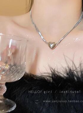 轻奢小众高级感爱心磁吸多层项链