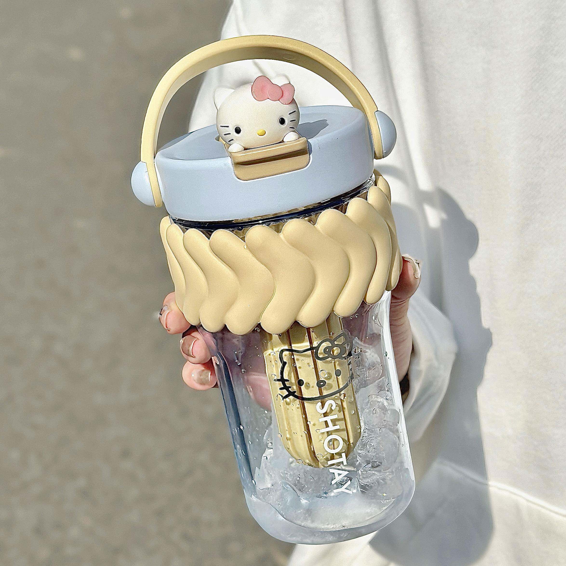 可爱吸管水杯夏日少女心设计感小众便携水瓶耐高温果茶杯子学生