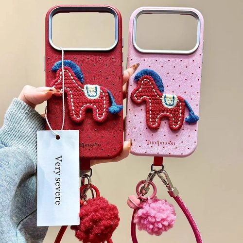 新年红波点立体刺绣小马手拎绳适用iPhone17ProMax手机壳16苹果15