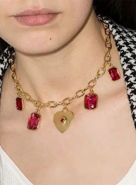 复古红宝石爱心黄铜项链