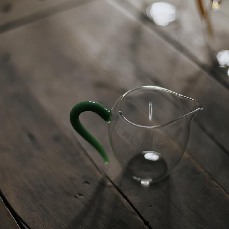 《草堂公道杯》高硼硅玻璃 蛋盅公杯 分茶器带耐高温把手