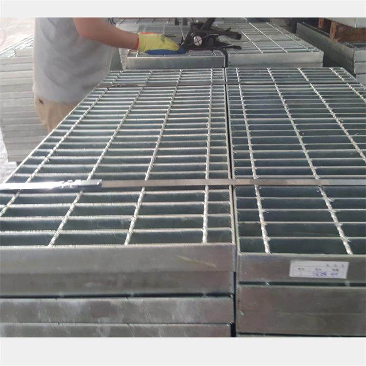 热镀锌钢格板光伏检修通道踏步钢格栅走道地网格栅板排水沟盖板,家装主材,漏缝地板/格栅地板,淘宝优惠券,粉丝福利购,淘宝优惠卷
