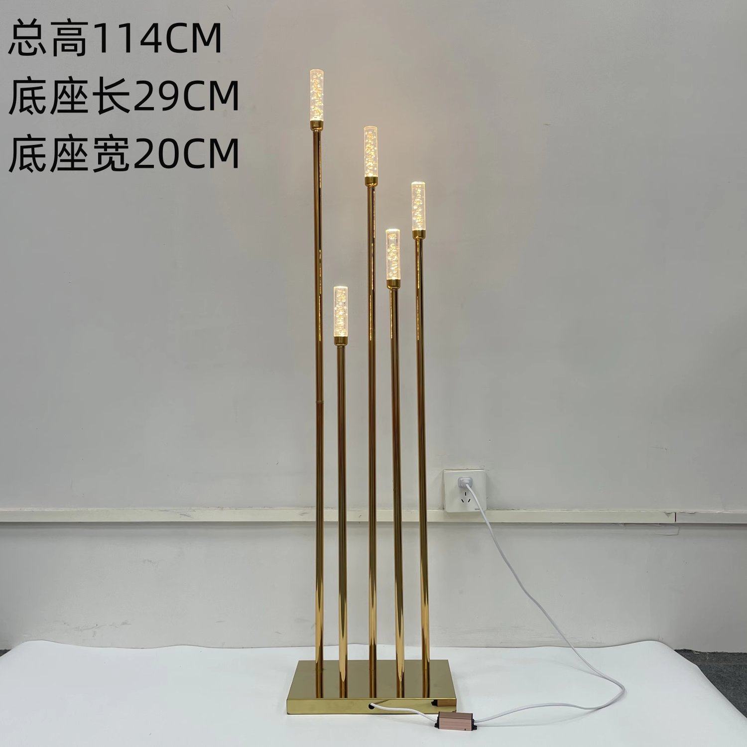 婚庆道具路引灯电镀铁艺婚庆尖珠萌芽圆球路引舞台布置装饰路引灯,节庆用品/礼品,路引,淘宝优惠券,粉丝福利购,淘宝优惠卷