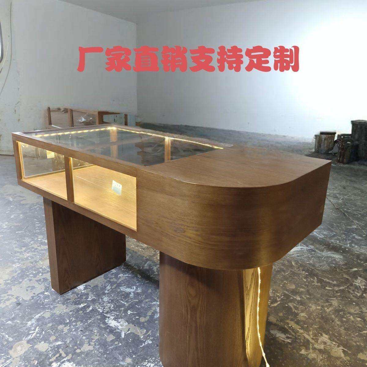 服装店玻璃展示柜中岛台珠宝古玩玉器翡翠店陈列货架展示柜台