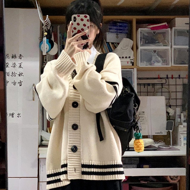 日系学院风开衫毛衣女春秋2023新款设计感小众学生v领针织衫外套