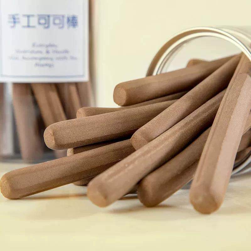 磨牙棒成人巧克力味硬小钢筋长条压缩手指饼干咬牙棒儿童成人零食
