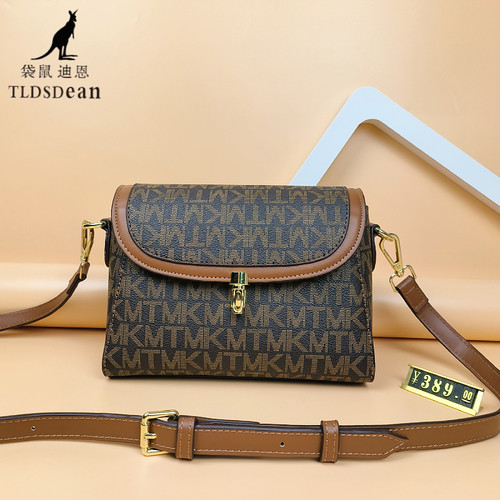 斜挎女包新款印花MK小包单肩斜挎中年妈妈女式包包复古软皮百搭
