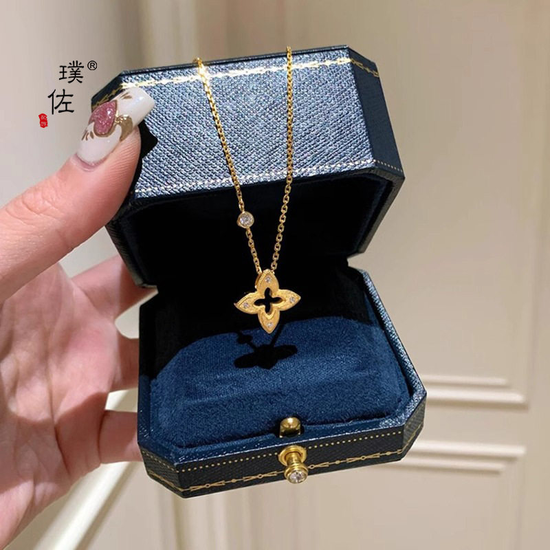 金店同款沙金亮金镶钻拉丝镂空四叶草项链女复古高级感轻奢锁骨链