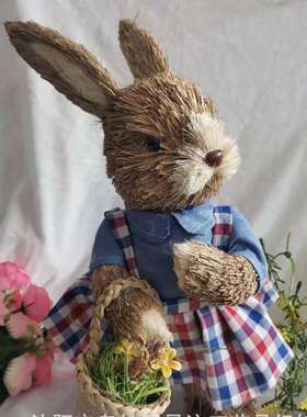 手工草编出口工艺品 穿衣服两脚站大兔NIN08805S