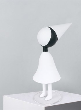 纪念碑谷创意公主艾达摆件玄关卧室客K厅样板间桌面树脂装饰品