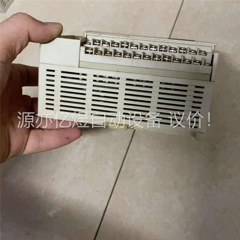 信捷Xc5-32T-E，版本比较低，功能包好，便宜出(议价)