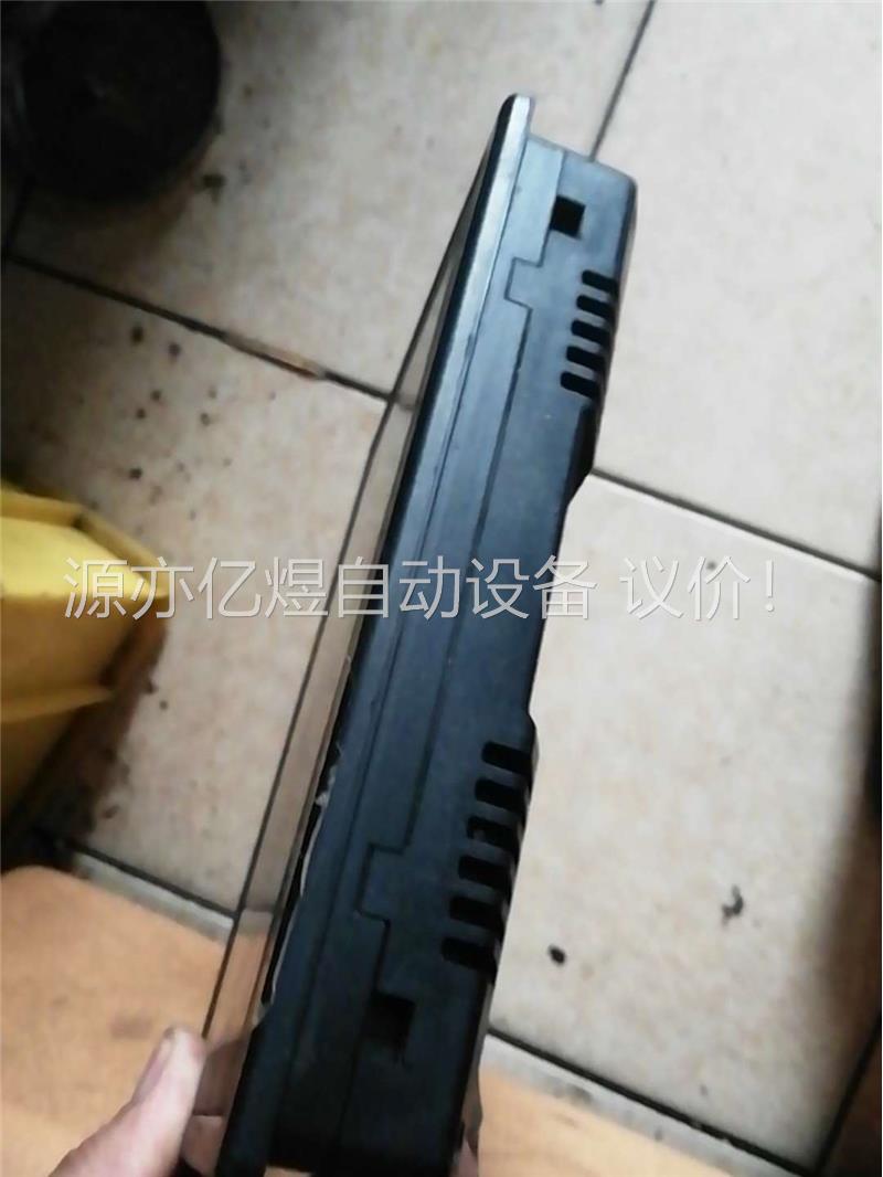 LEV1700LK微控触摸屏,包好详情见,拍(议价)