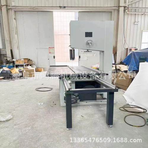 鸿腾生产小型带锯机瓦楞纸板切割滑轨推台带锯机配密尺锯条