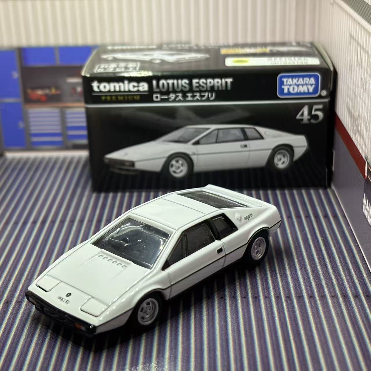 TOMY多美卡1:64仿真合金玩具车模黑盒旗舰TP45 莲花 Esprit模型
