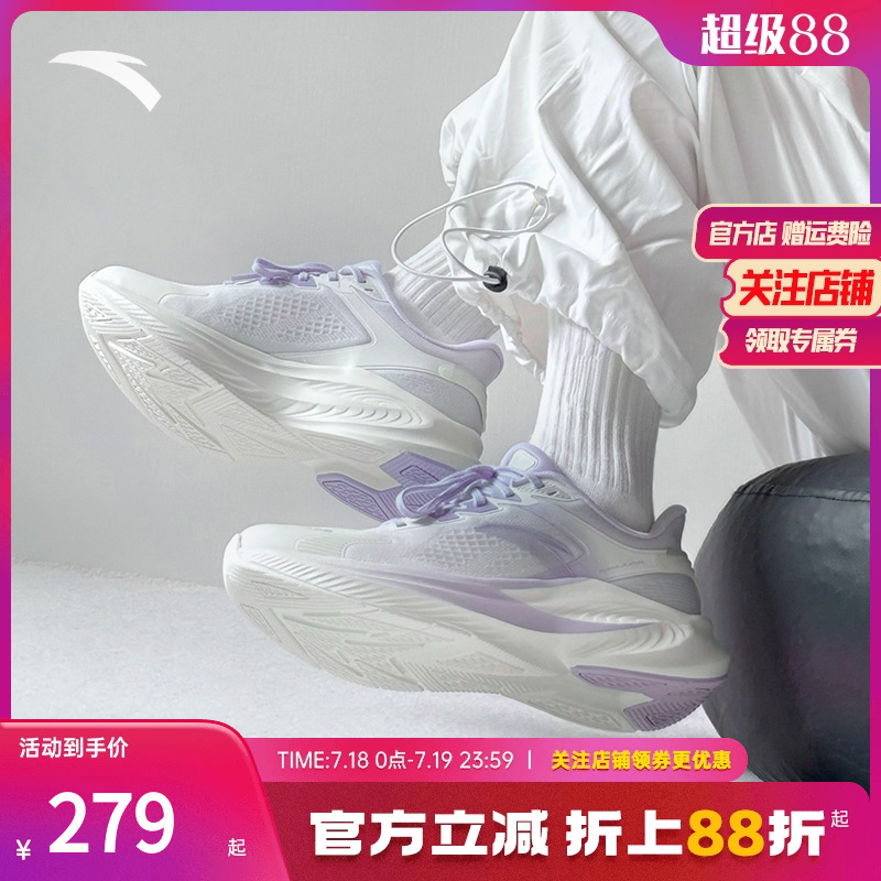 安踏女毒刺6跑鞋2024年冬季