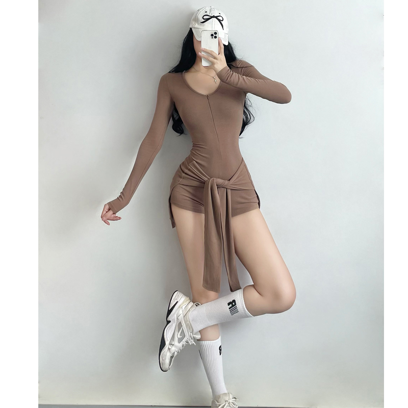 辣妹拉链半开襟长袖修身连体衣