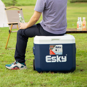 爱斯基（ESKY）户外保温箱大容量冷藏车载家用食品保冷箱带拉杆滚