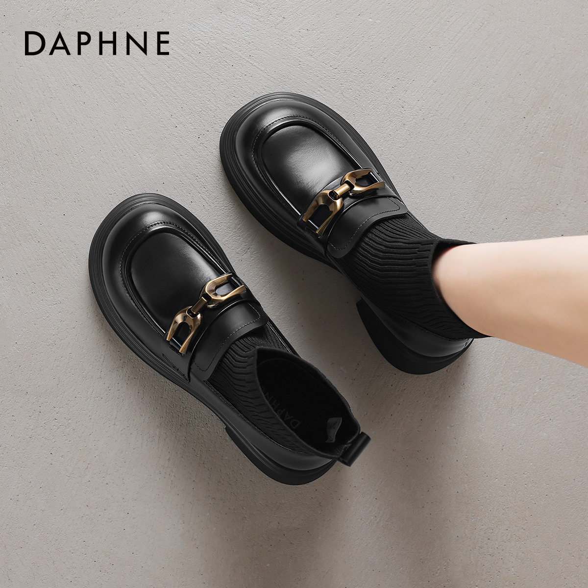 达芙妮厚底短靴乐福鞋女2025新款