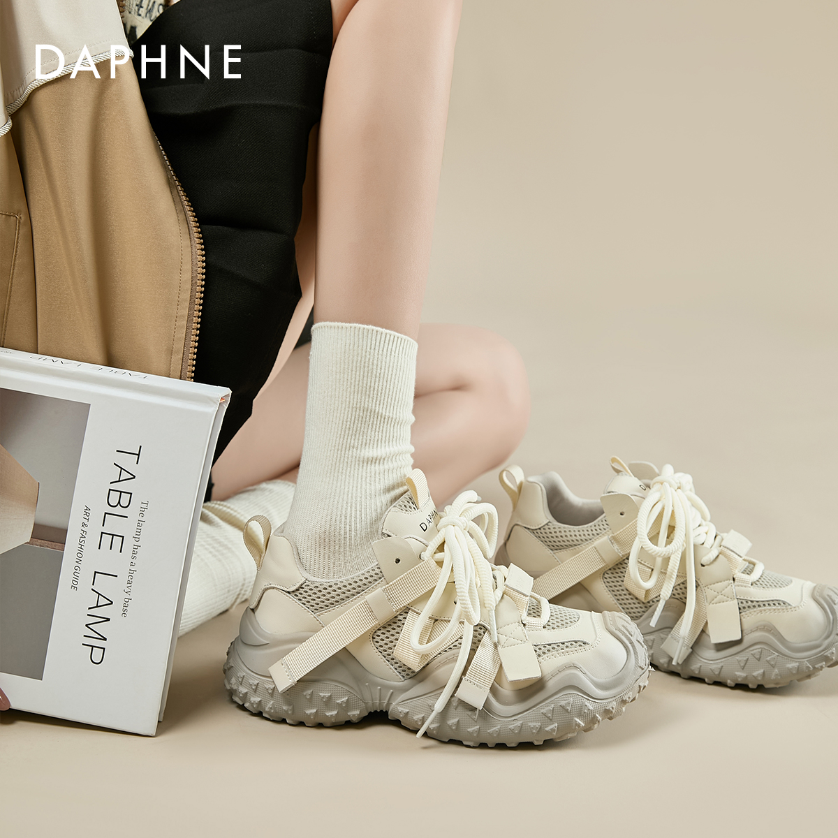 达芙妮运动老爹鞋子女2025新款爆款百搭休闲鞋厚底单鞋女春秋板鞋