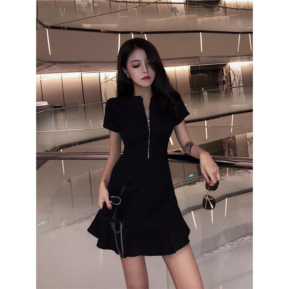 欧洲站新款法式复古高级感赫本小黑裙荷叶边收腰黑色洋装女夏季