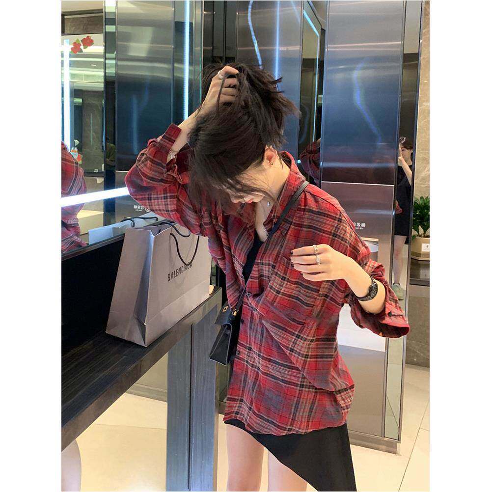 中长款红色格子长袖衬衫防晒开衫女2025夏季新款薄款洋气休闲上衣
