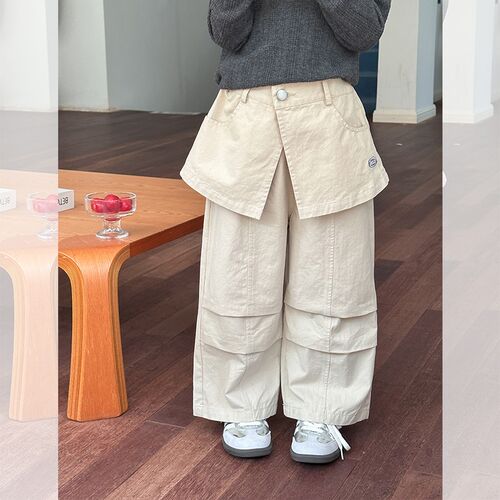 宝宝裤子儿童时髦P帘工装裤2024秋新品女M童休闲帅气褶皱直筒裤潮