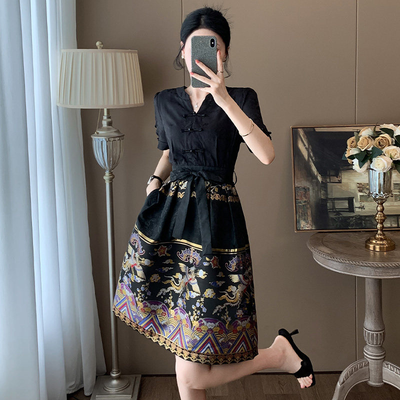 高端黑色新中式连衣裙夏季国风女新款拼接气质印花刺绣改良马面裙