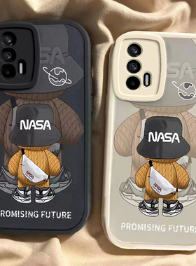 背影潮熊真我q3pro手机壳新款realmeq5i硅胶q2i/q5x全包防摔OPPO真我X7pro男女Q3S狂欢版可爱q2pro个性情侣套