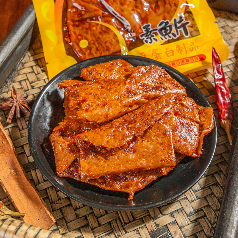步步为赢素鱼片麻辣豆皮辣条素肉豆干湖南特产儿时经典零食小吃
