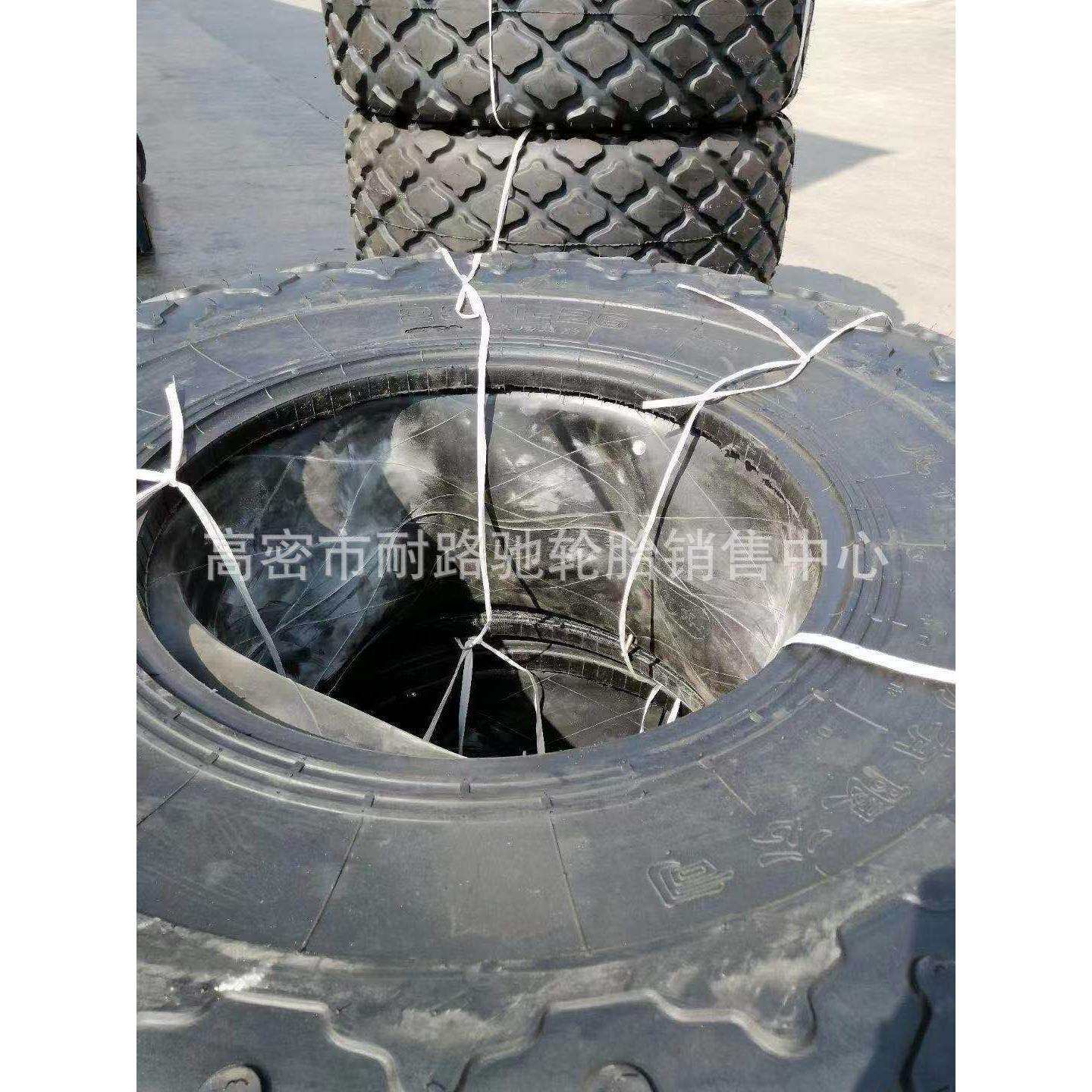 XS全液压单钢轮式振动压路机XS143 风神23.1-26轮胎16层加厚