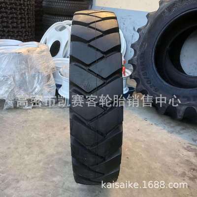 宽体自卸车轮胎13.00 1300-25尼龙矿山大块花工程