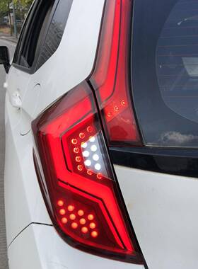 适用于2014-2019年HD飞度尾灯改装刹车灯转向灯专车专用