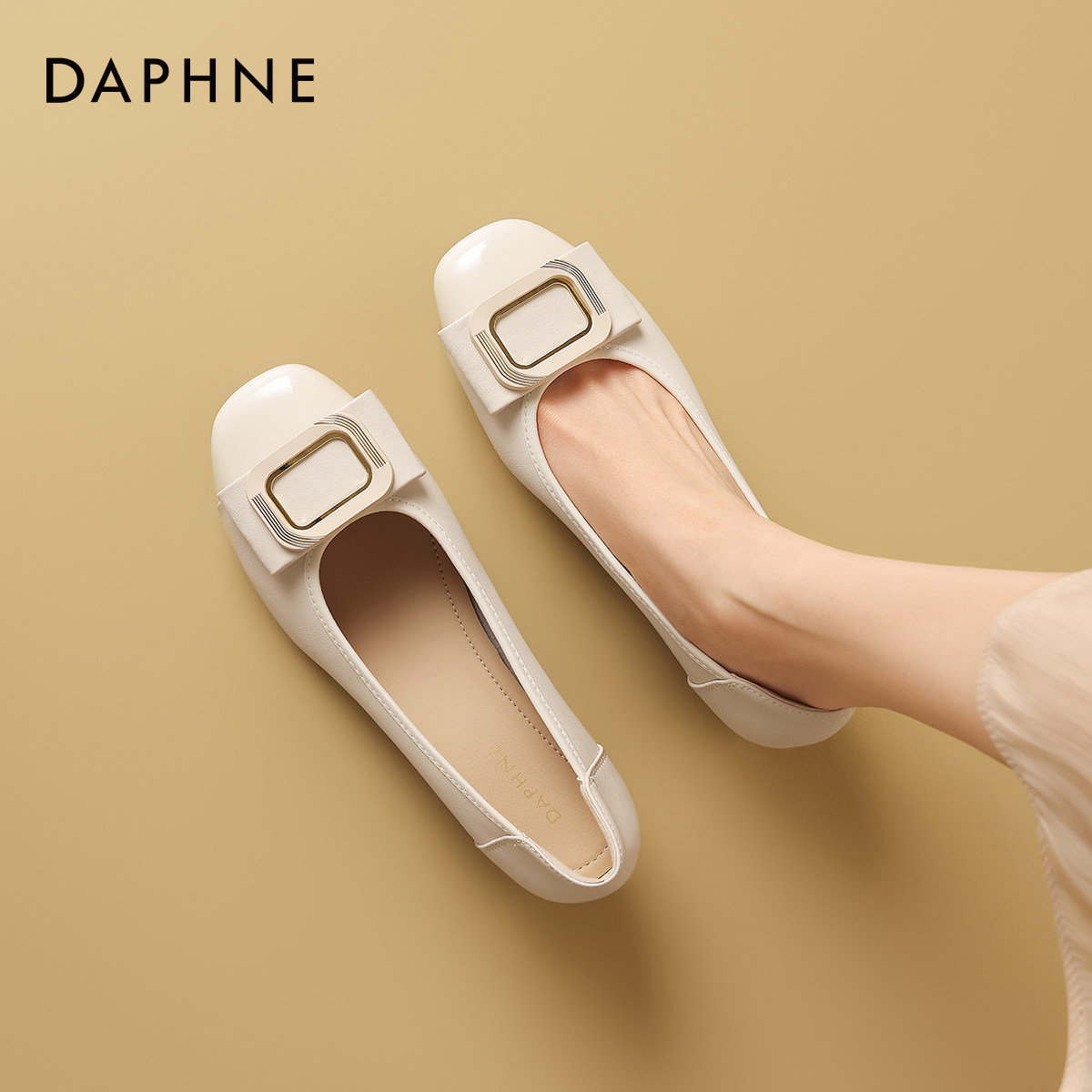 达芙妮方头跛跟单鞋女2026春季新款一脚蹬通勤妈妈皮鞋软底工作鞋,女鞋,浅口单鞋,淘宝优惠券,粉丝福利购,淘宝优惠卷