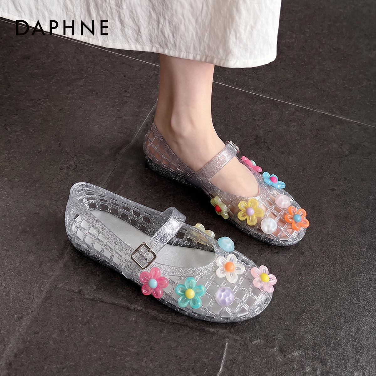 达芙妮果冻凉鞋女款玛丽珍洞洞鞋