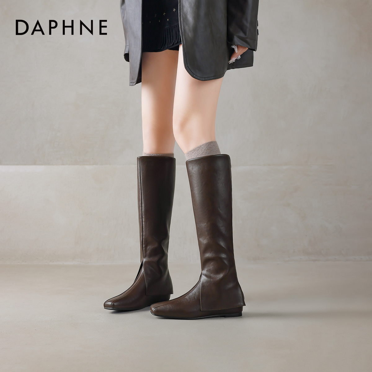 达芙妮棕色长筒靴女内增高骑士靴