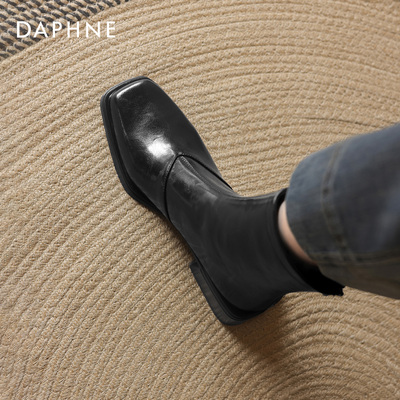 达芙妮短靴女平底方头瘦瘦靴