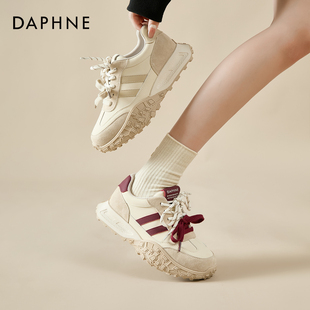 达芙妮德训鞋女春季2026新款百搭圆头板鞋厚底增高女鞋休闲运动鞋