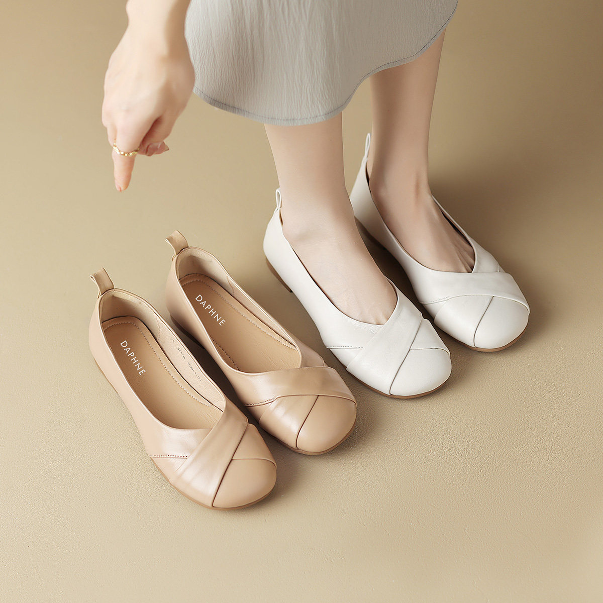 达芙妮浅口单鞋女2026新款春季平底鞋子一脚蹬软底妈妈鞋豆豆皮鞋,女鞋,浅口单鞋,淘宝优惠券,粉丝福利购,淘宝优惠卷