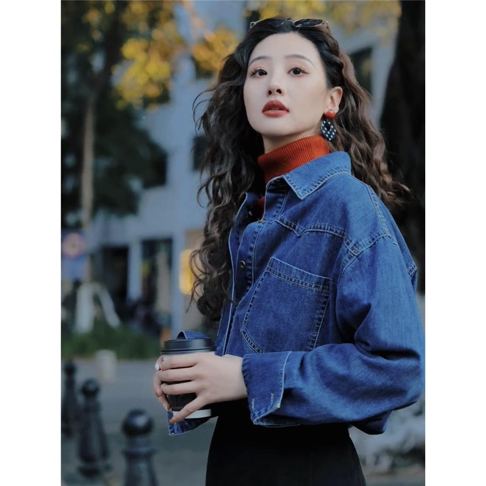 牛仔衬衫气港女春装新衣款洋叠穿复古味2302上衣高级感百搭长袖衬