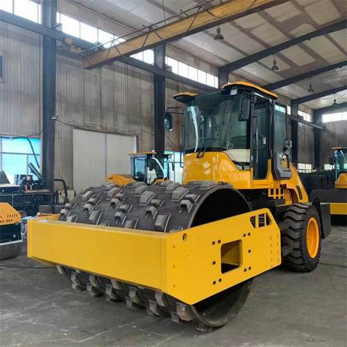 成机德新驾驶式压路  934型双钢轮 液小压振动压路机