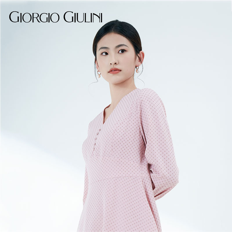 庄姿妮气质长袖连衣裙女25年春夏新款高级感优雅V领裙子NE13