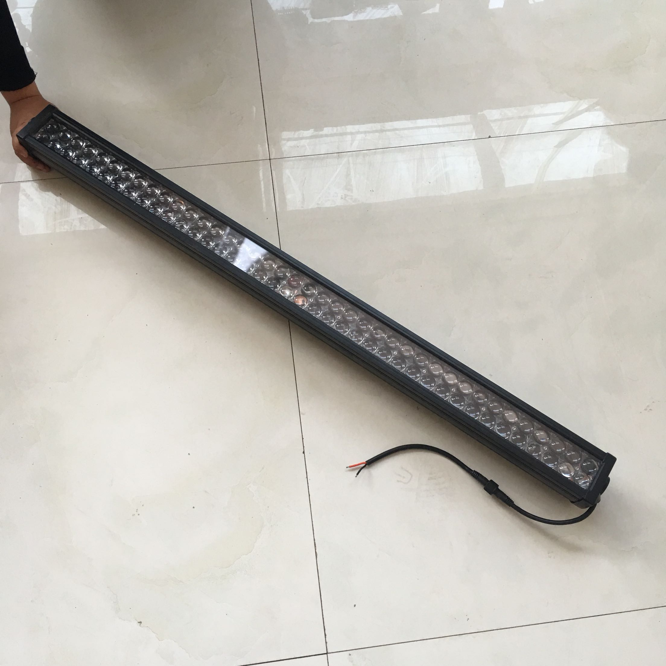 超亮汽车LED长条灯越野灯改装货车12v24V前杠远光灯车顶中网射灯