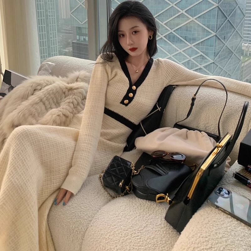 FAshi 法式小香风v领针织连衣裙女气质收腰显瘦内搭打底毛衣裙子