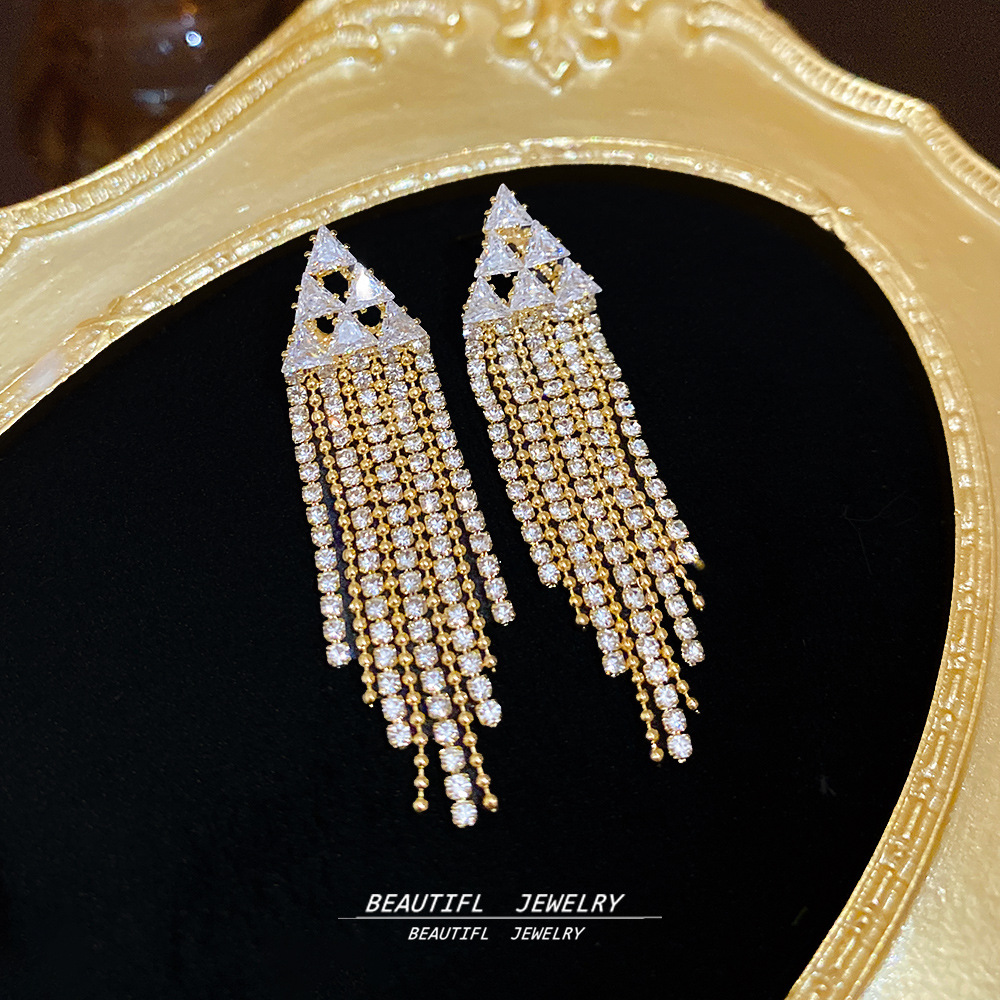 925银针三角锆石流苏耳环轻奢高级感精致耳钉时尚超闪气质耳饰女