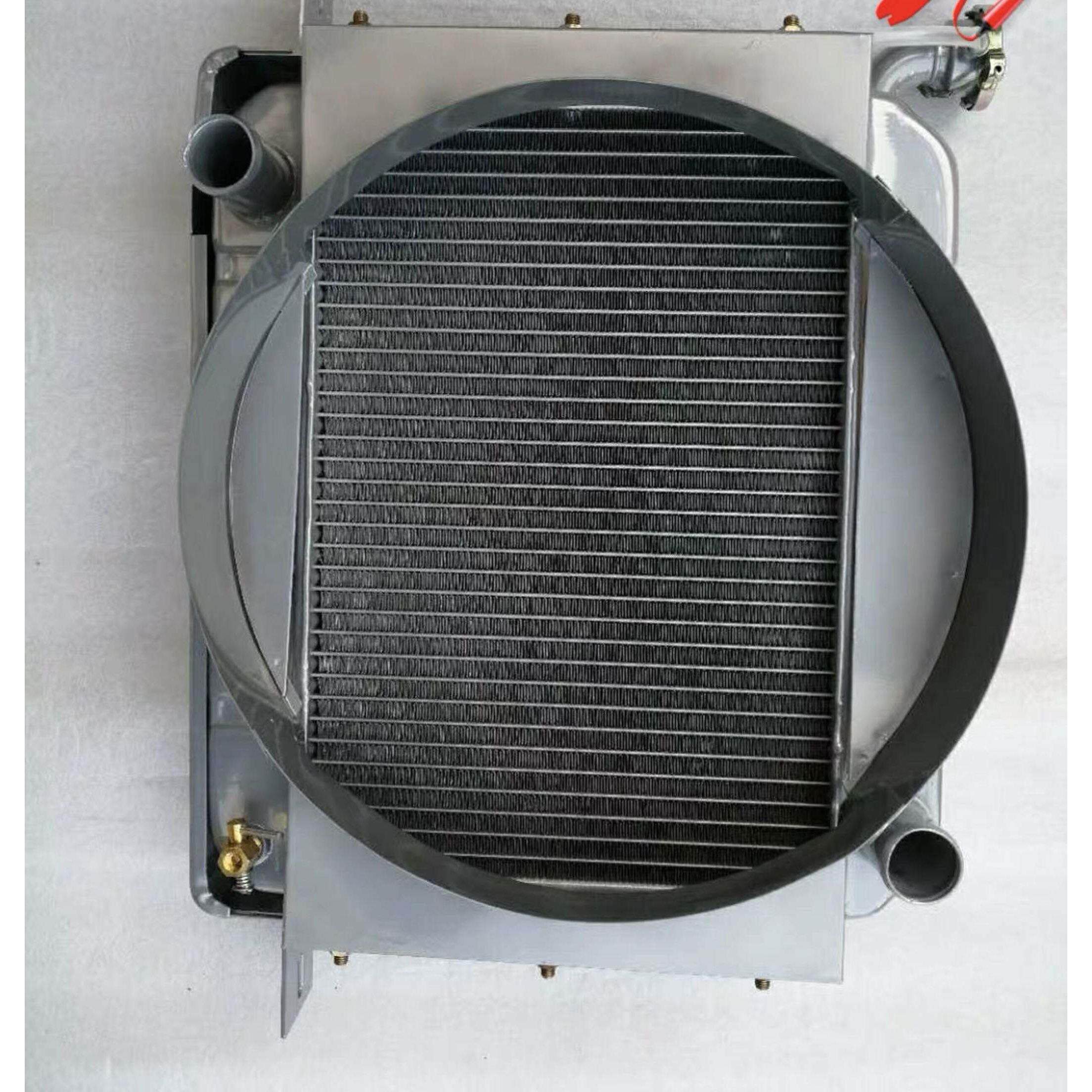 五征三轮车原车配件,五征凌驭多缸散热器,五征凌驭奥翔水箱