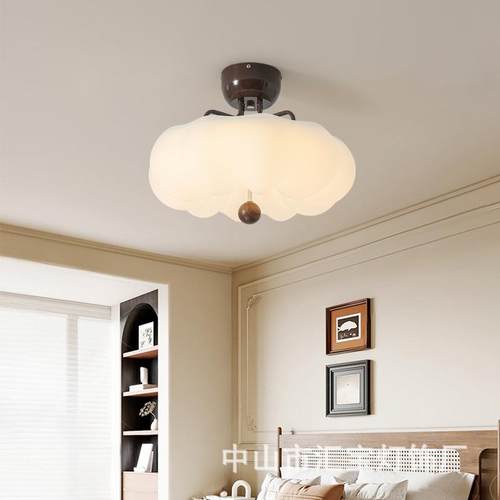 新款全光谱护眼儿童卧室云朵吸顶灯中古奶油风简约书房灯南瓜灯具