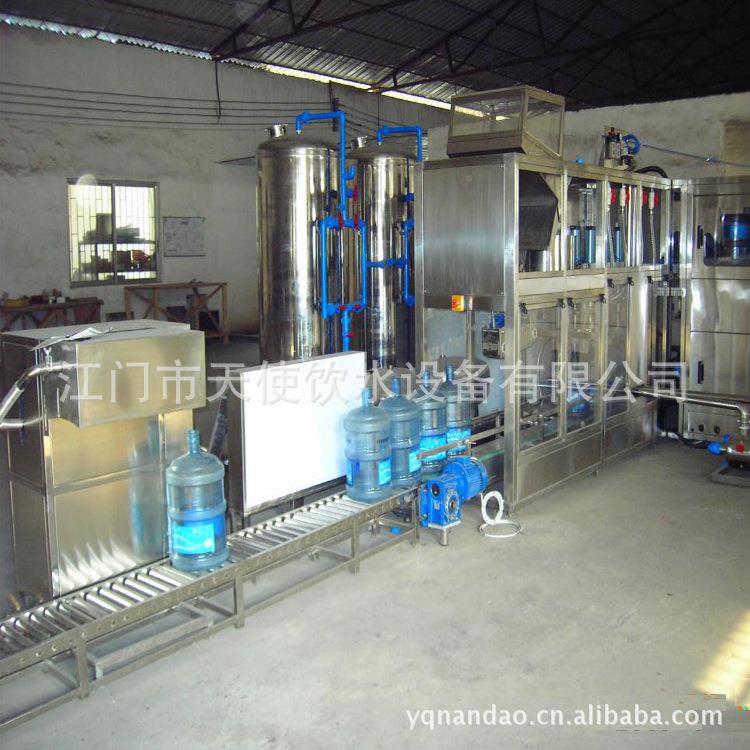 供应大桶水包装备 自每小时150XGF（150设桶动灌机械设备 大桶灌