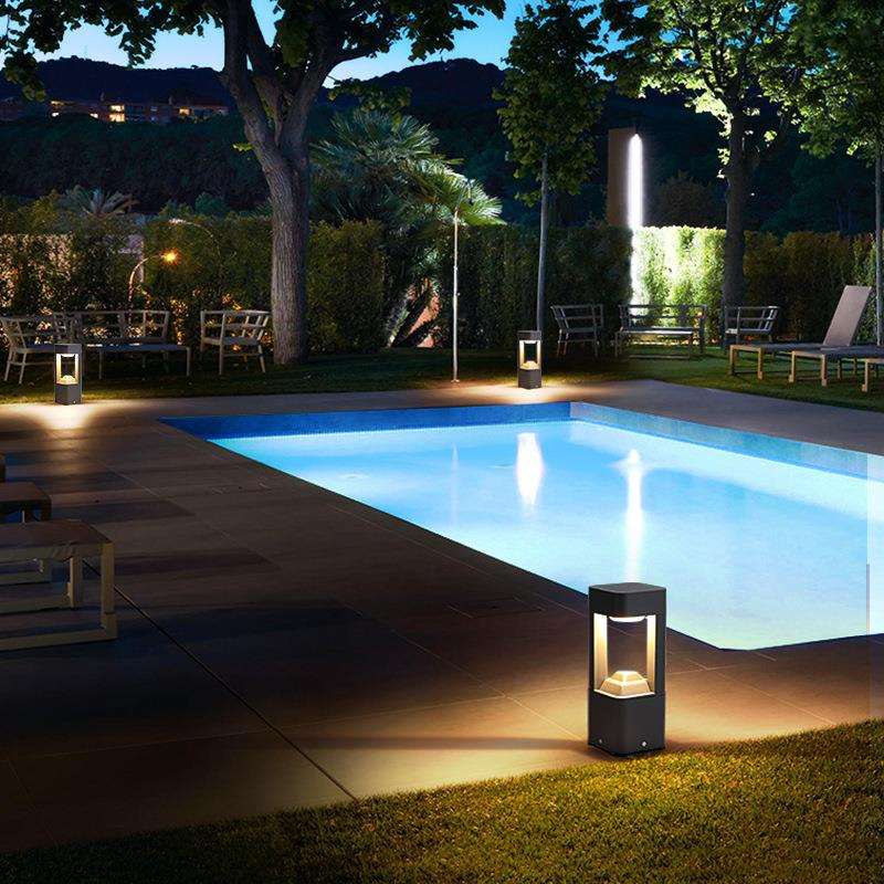 跨境LED太阳能简约现代户外落地草地灯公园别墅庭院地插式草坪灯