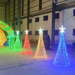 文旅景观道具LED户外灯光圣诞树灯光广场商场圣诞节日发光美陈